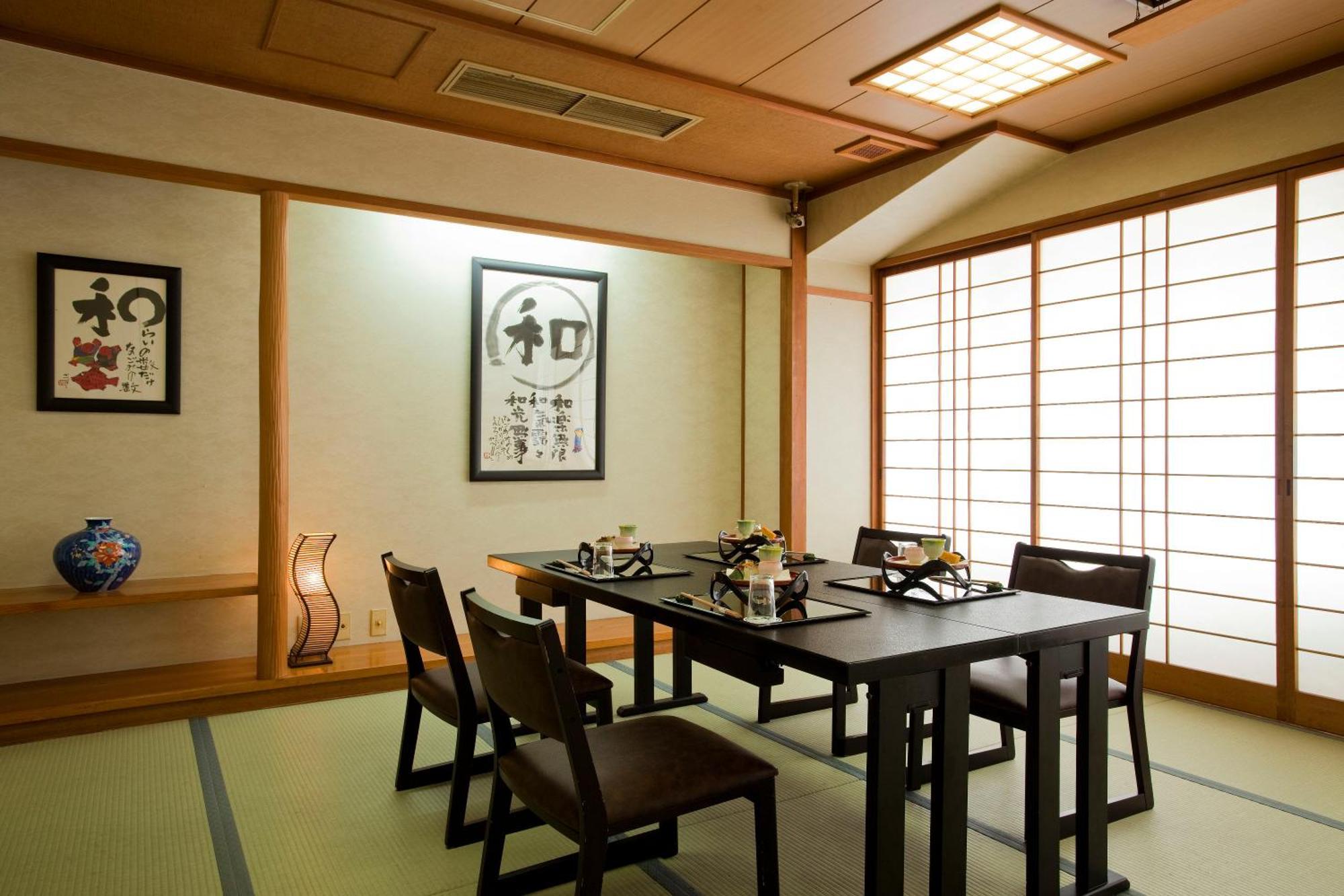 Yamatoya Honten Ryokan Osaka Exterior photo